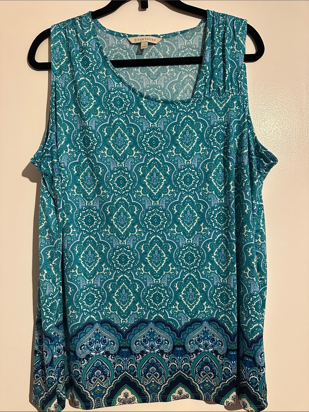 41 Hawthorn Teal and White Medallion Tank Top